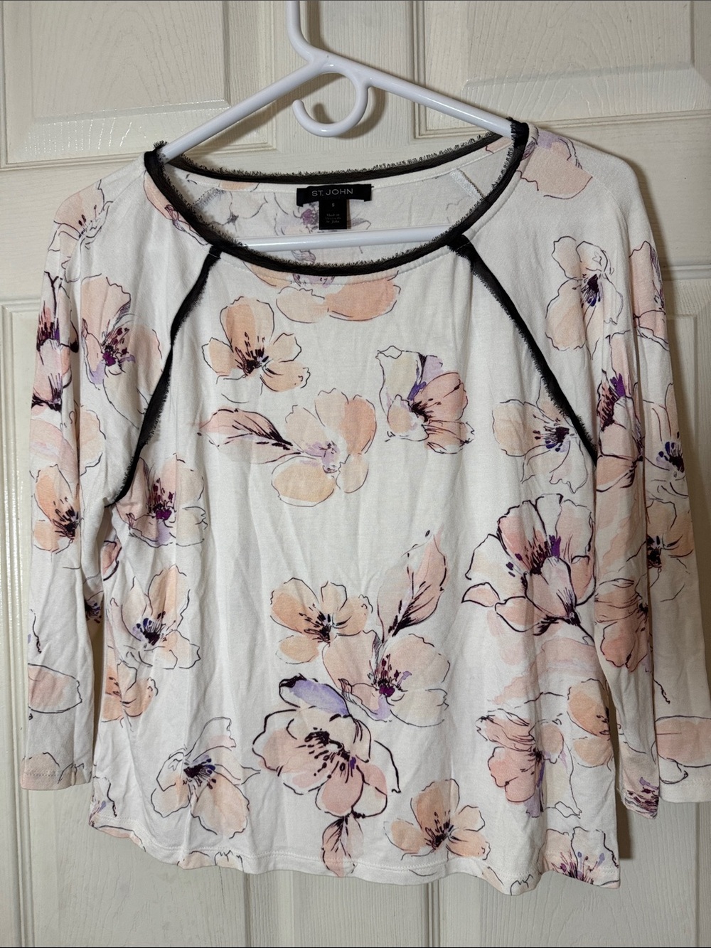 St. John Floral  3/4 Sleeve with Blush and Purple Accents Silk Trim Sz Small